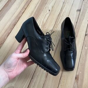 Vintage Cole Haan Black Leather Oxford Block Heels Square Toe Lug Sole Preppy